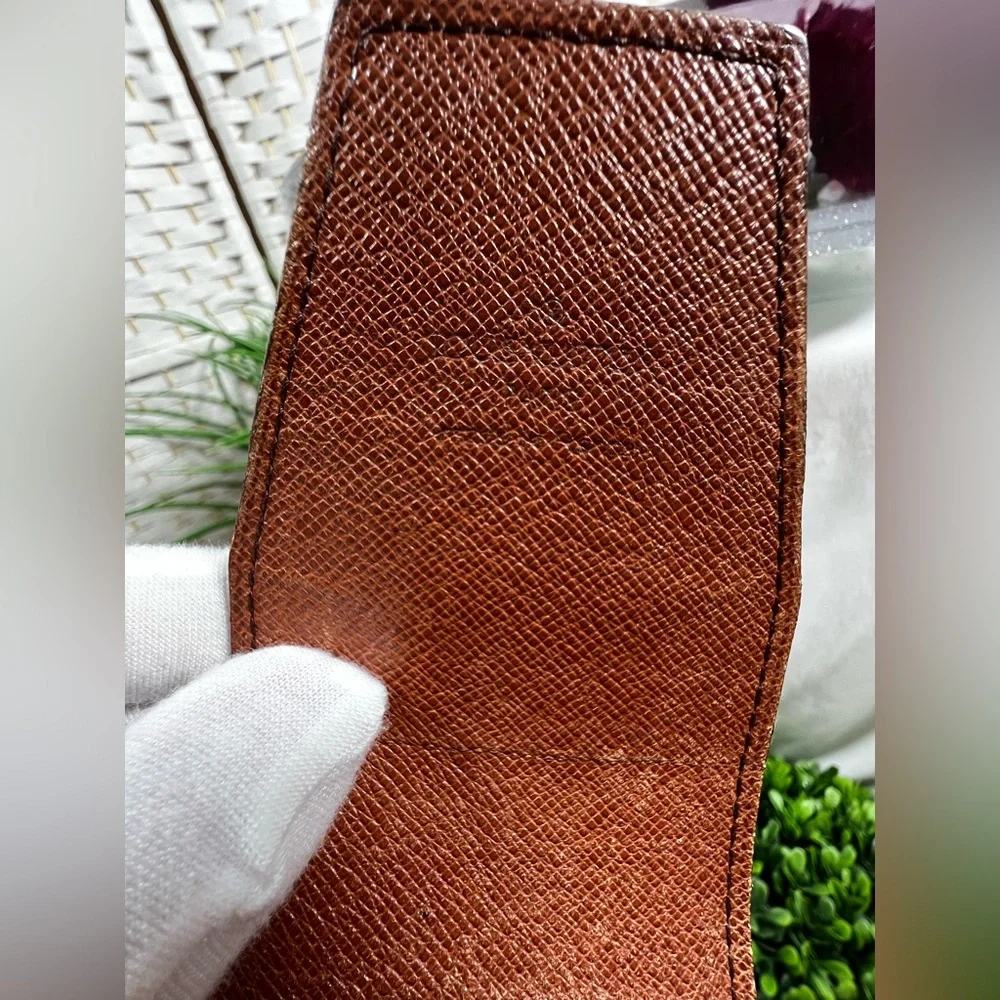 Louis Vuitton Monogram Pouch/Cigarette Case- Vintage 1998 - Picture 7 of 10